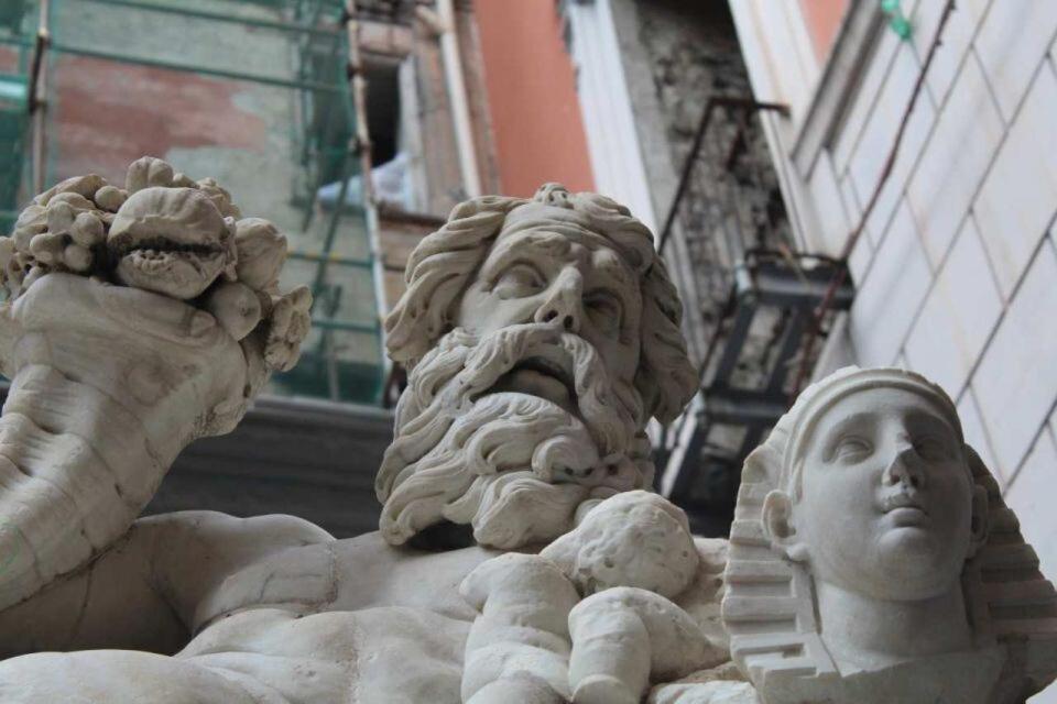 Апартаменти Maria Rosaria A Santa Chiara Spaccanapoli Екстер'єр фото