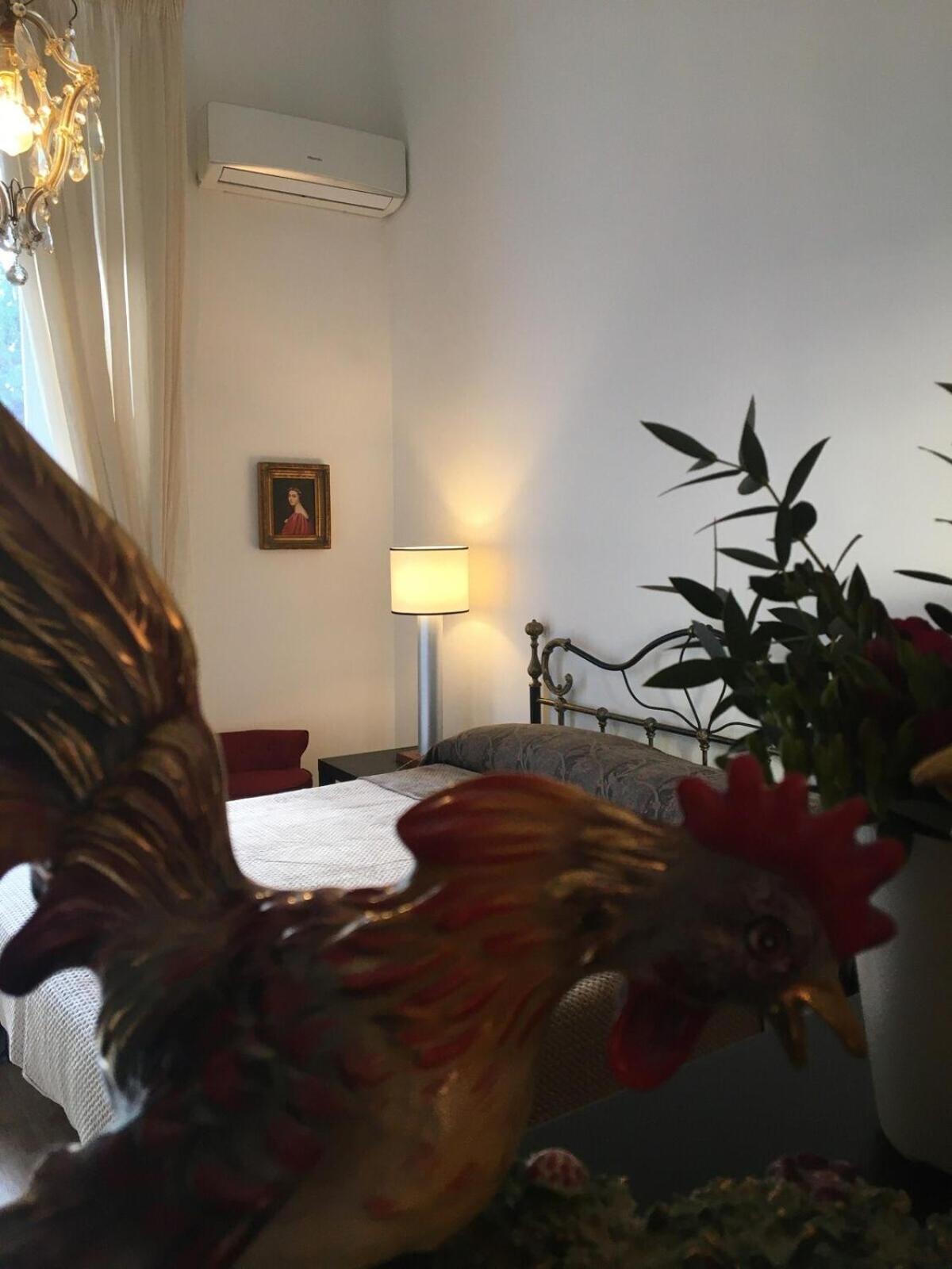 Апартаменти Maria Rosaria A Santa Chiara Spaccanapoli Екстер'єр фото